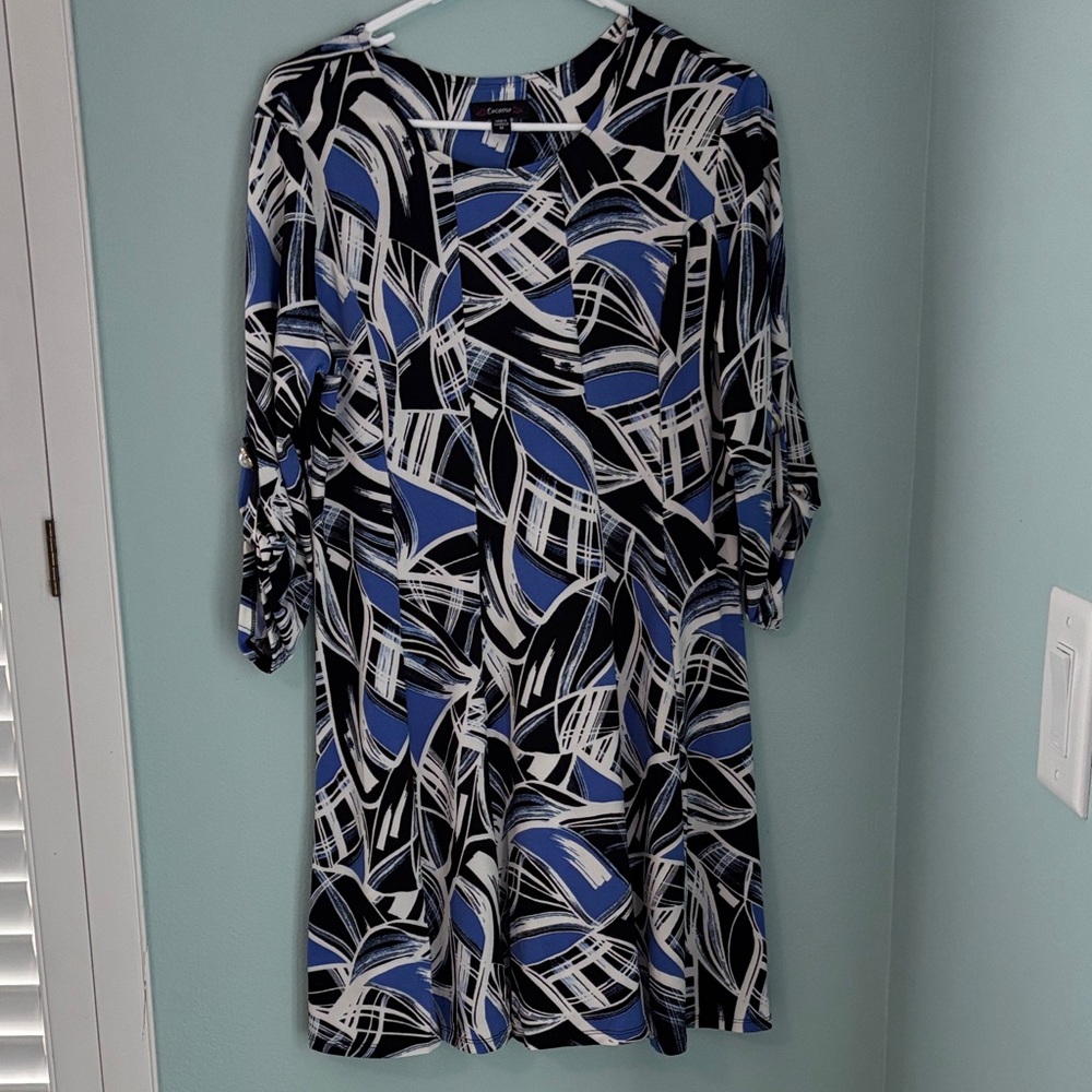 Cocomo Abstract Blue and Black 3/4 length Sleeve Dress
